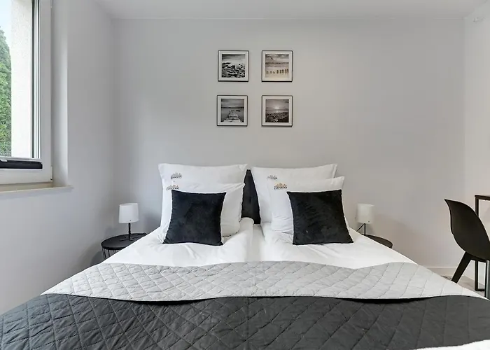 Morska Bryza By Downtown * Puck